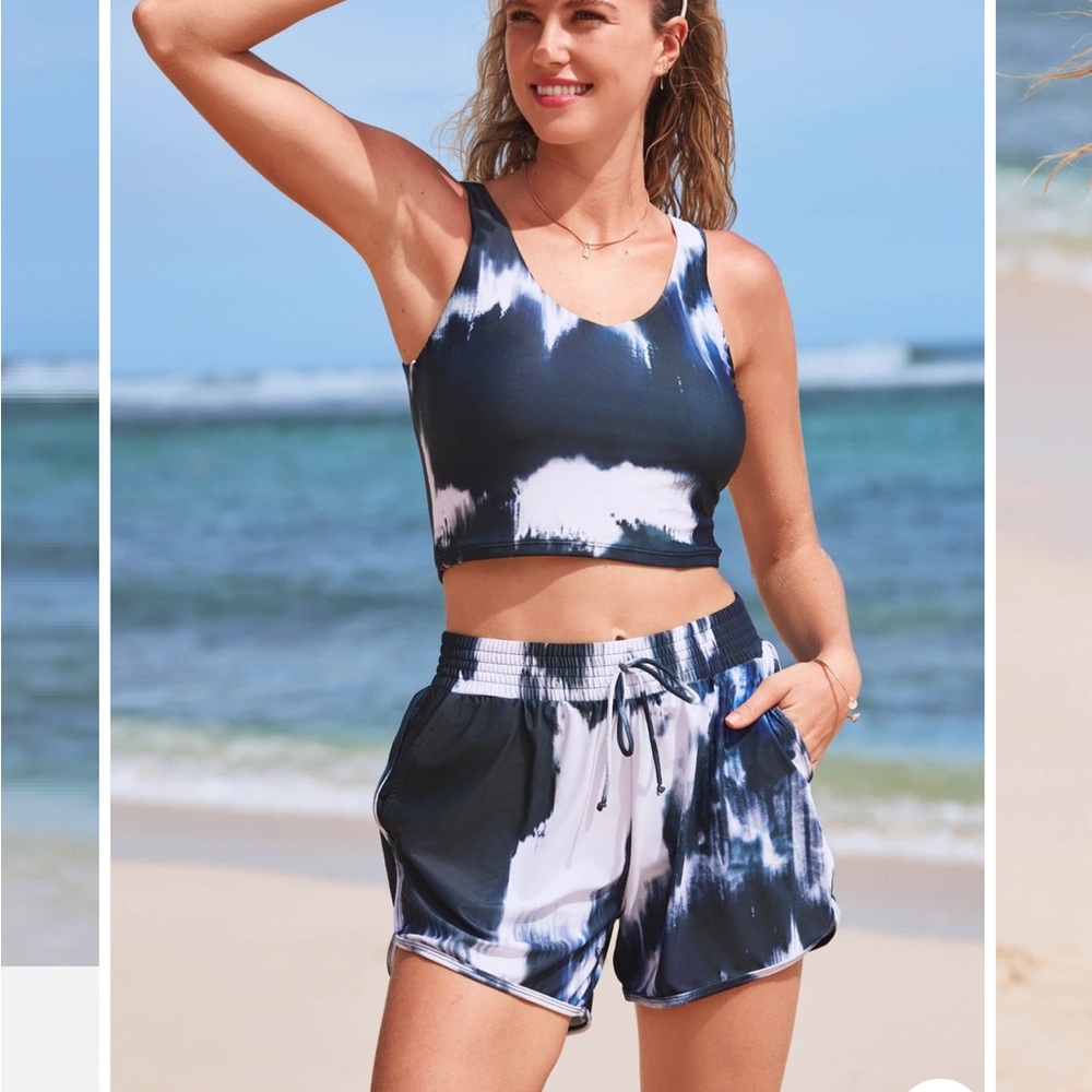 Stylish Tie-Dye Tank and Shorts Swimsuit Set Size Large New With Tags